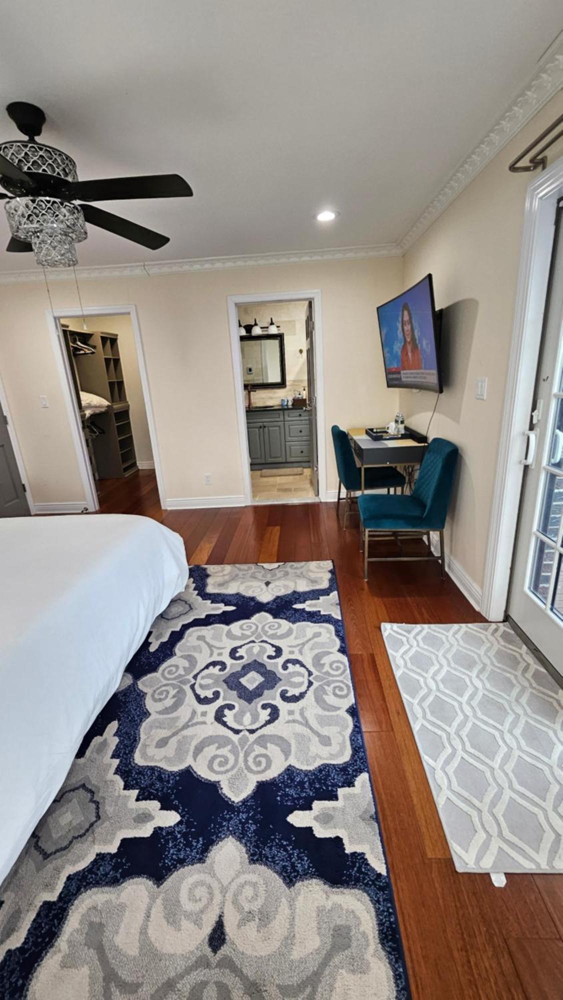 Luxury Hotel-Style Room In Queens, Нью-Йорк Экстерьер фото