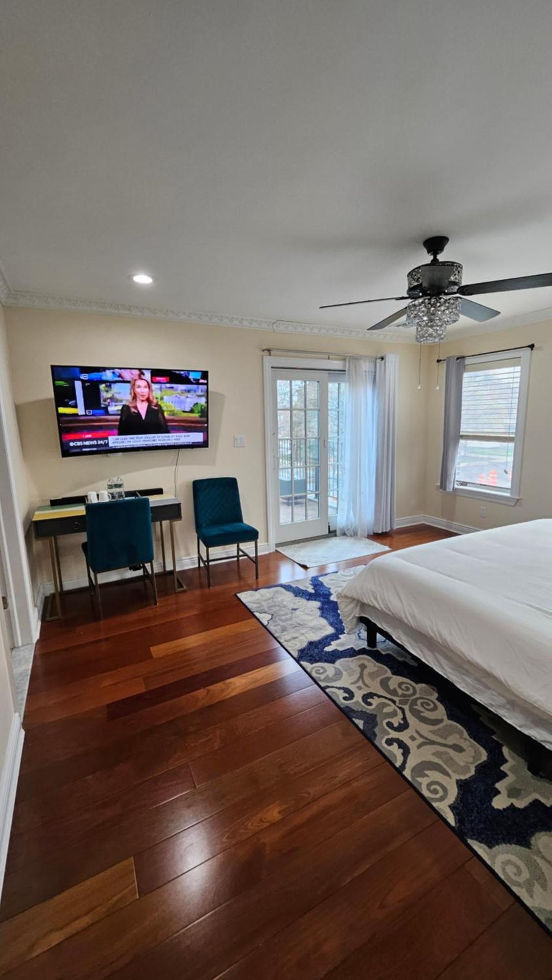 Luxury Hotel-Style Room In Queens, Нью-Йорк Экстерьер фото